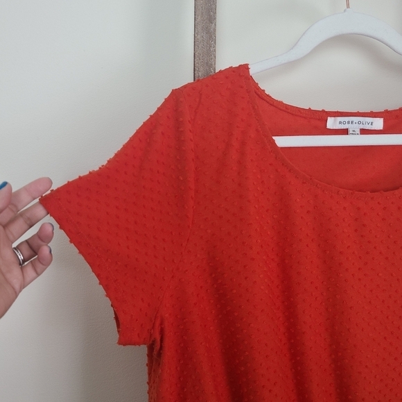 ⭐️40% Off⭐️ Rose + Olive Tomato Red Cross Front Top - Picture 5 of 8